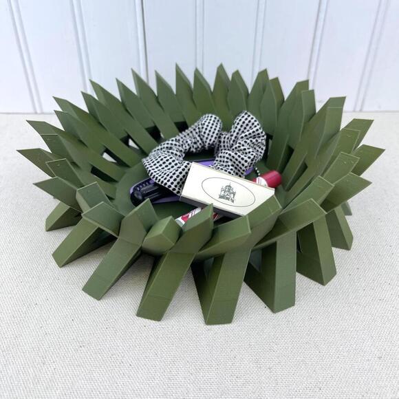 Modern Storage Bowl, Novi Catch-All Bowl, Spiky Design, Functional Art - Picture 1 of 10